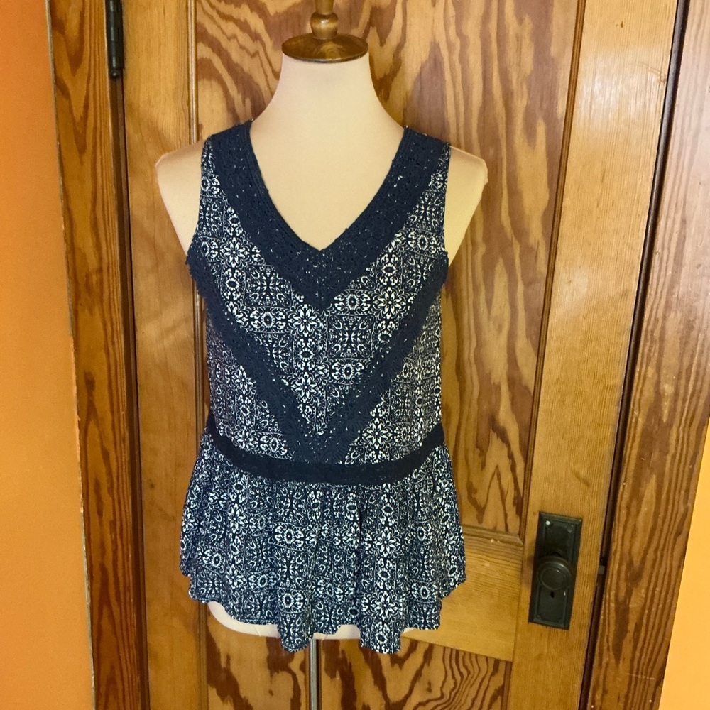 Knox Rose boho crochet trimmed summer peplum top - Picture 6 of 10
